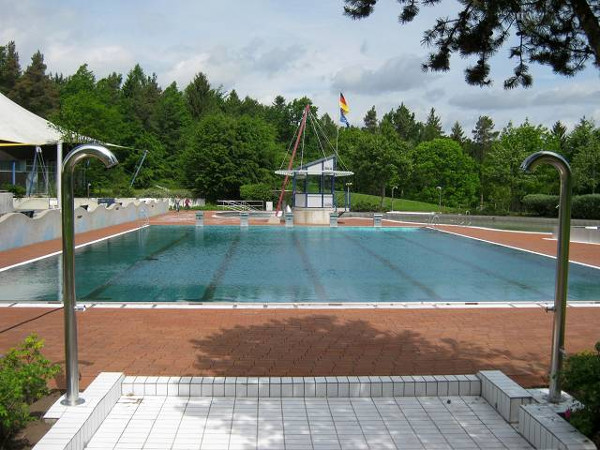 08-Schwimmerbecken