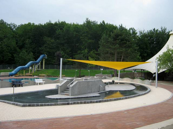 17-Schwimmbad
